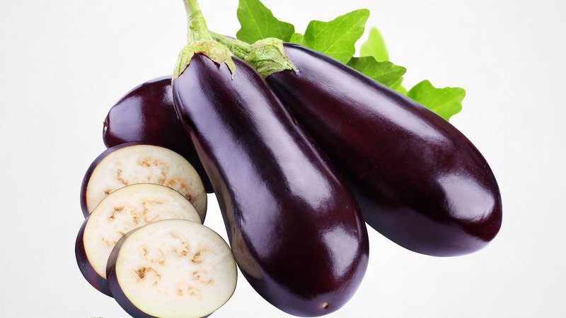 eggplant-5237016_1920.jpg